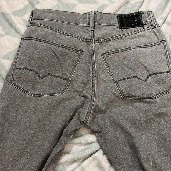 Hugo Boss - Picture 6 of 7